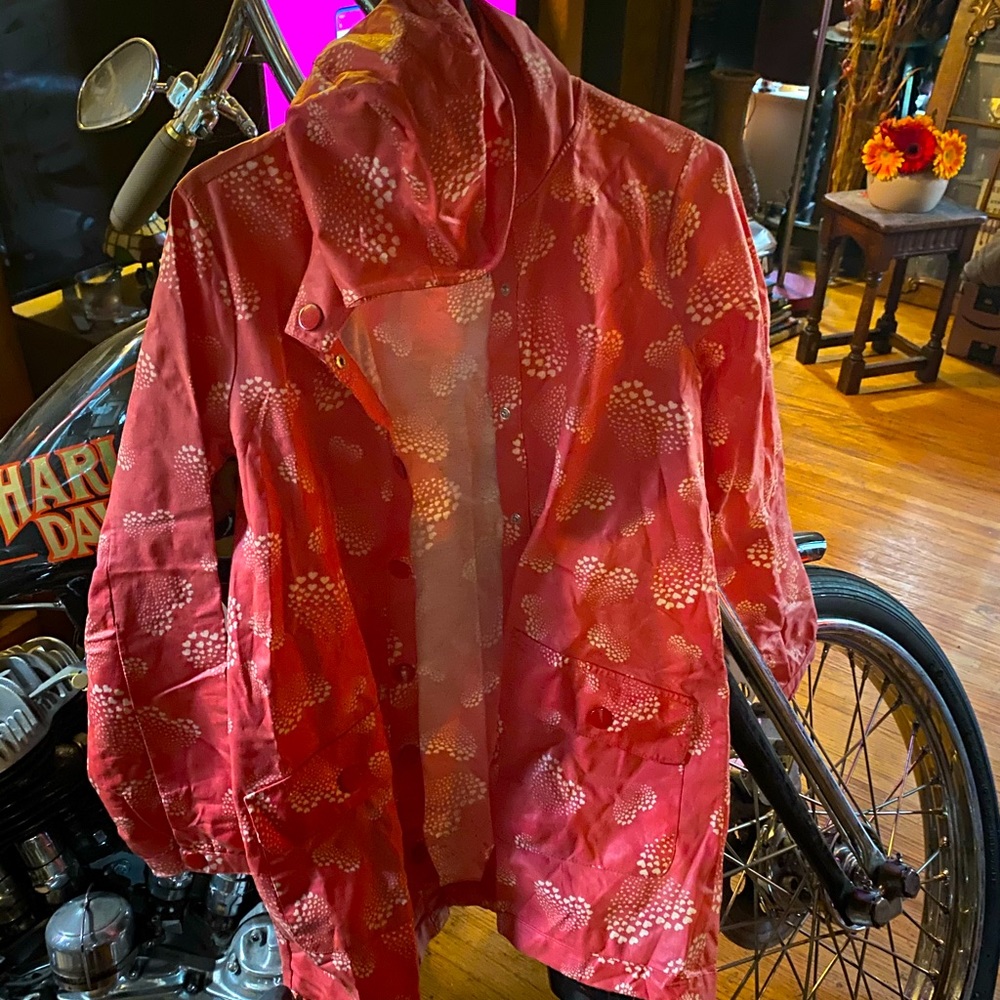 Women’s rain coat